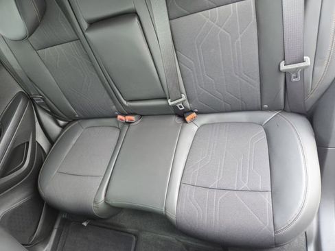 Certified 2022 Chevrolet Trax LT w/ LT Convenience Package image 24