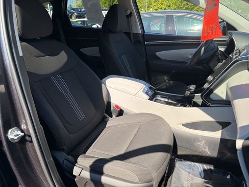 Certified 2023 Hyundai Tucson SEL AWD/4WD image 8
