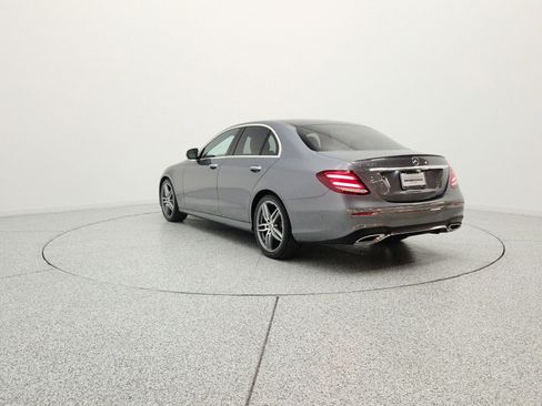 Used 2019 Mercedes-Benz E 300 image 7