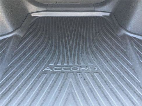Used 2023 Honda Accord Sport image 6