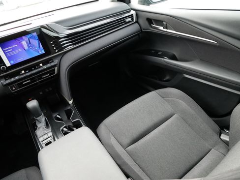 Certified 2025 Toyota Camry LE image 11