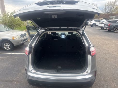 Used 2022 Ford Edge SE AWD/4WD image 11