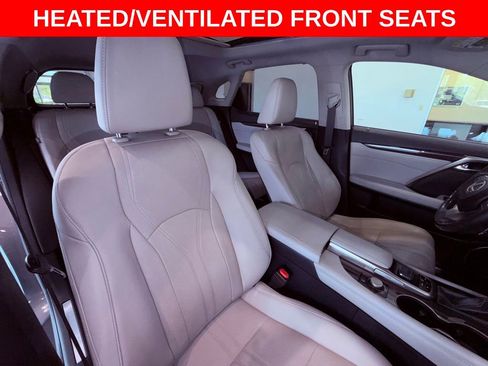 Used 2019 Lexus RX 350 FWD w/ Luxury Package image 18
