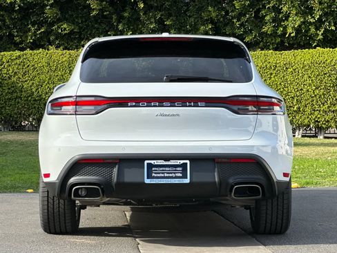 New 2026 Porsche Macan image 7