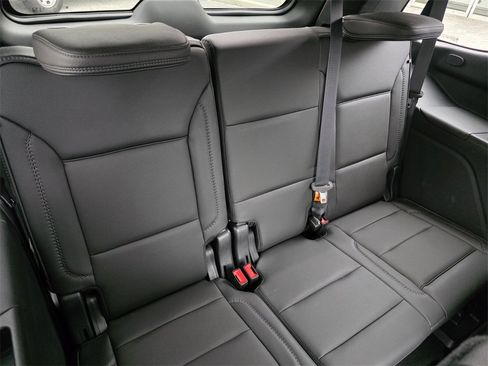 Used 2021 GMC Yukon Denali image 32