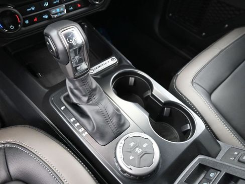 New 2025 Ford Bronco Outer Banks image 31