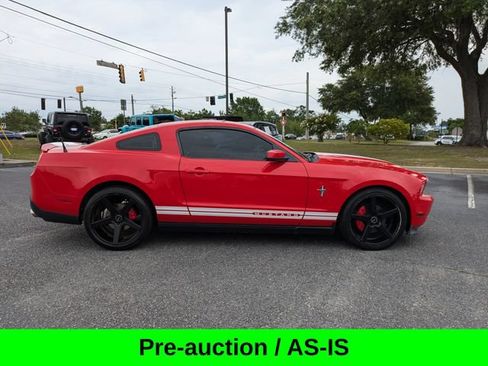 Used 2011 Ford Mustang Premium w/ 202A Rapid Spec Order Code RWD image 3