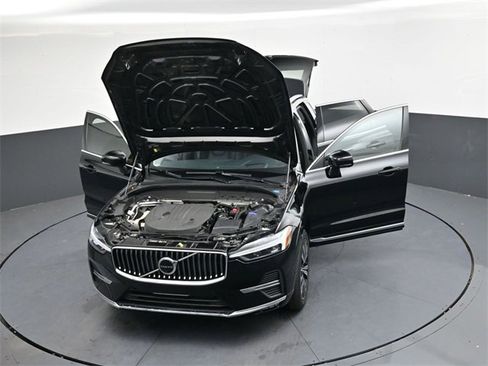 Used 2023 Volvo XC60 B5 Ultimate image 35