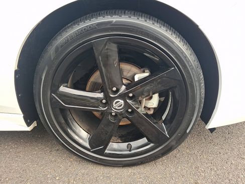 Certified 2023 Nissan Sentra SR w/ Electronics Package image 9