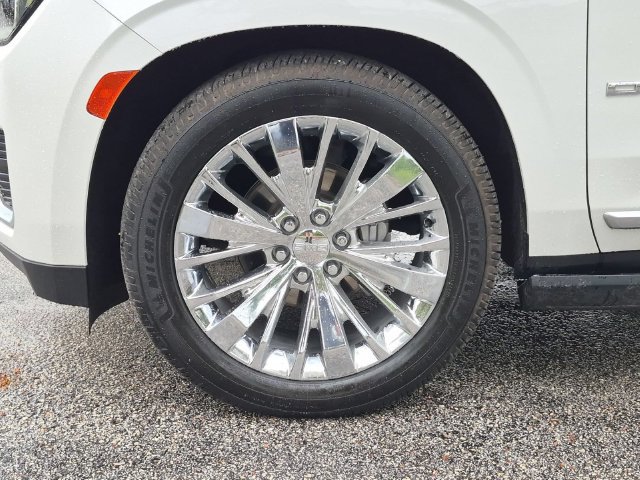 Certified 2021 GMC Yukon Denali w/ Denali Ultimate Package RWD image 27