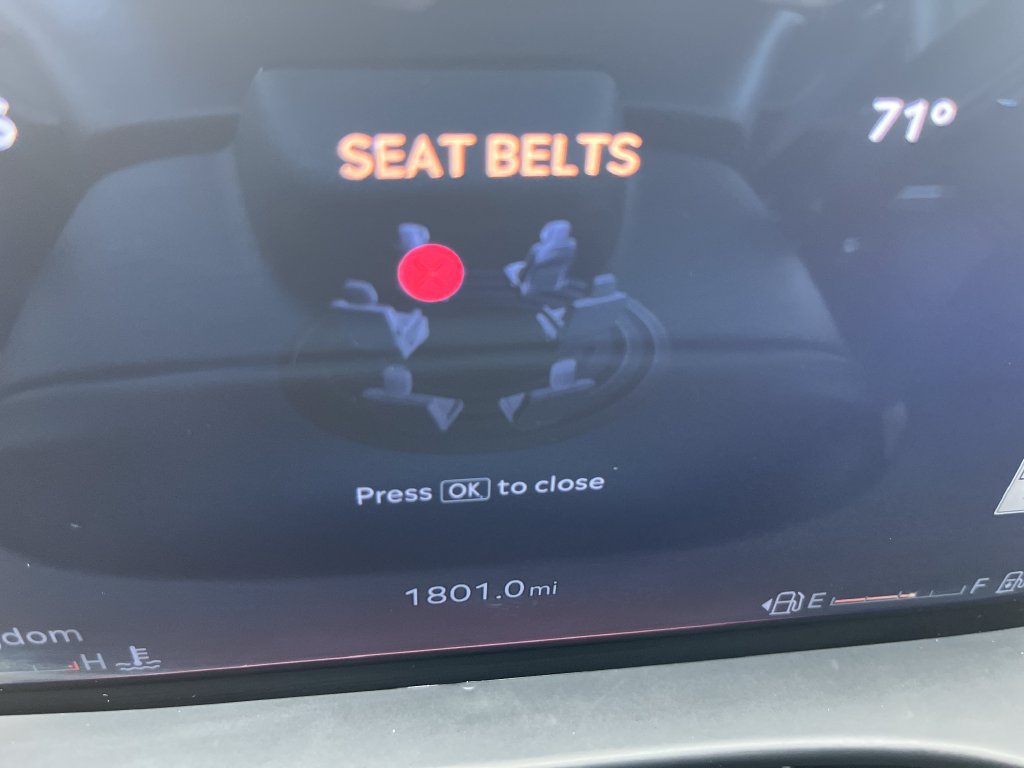 Used 2025 Lincoln Aviator AWD image 16