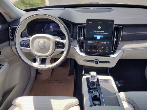 New 2026 Volvo XC90 B5 Ultra w/ Protection Package image 31