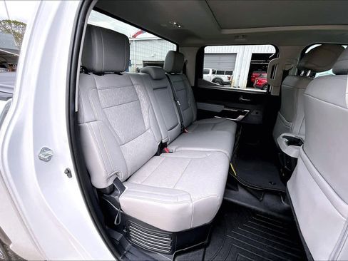 Used 2023 Toyota Tundra Limited AWD/4WD image 20