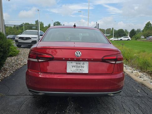Used 2020 Volkswagen Passat 2.0T SEL FWD image 8