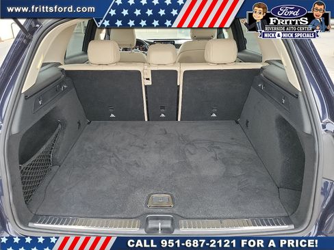 Used 2022 Mercedes-Benz GLC 300 w/ Premium Package Lite image 18