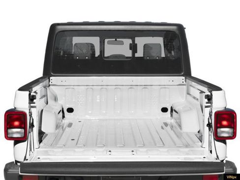 New 2026 Jeep Gladiator Sport image 9