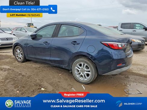 Used 2017 Toyota Yaris iA image 3
