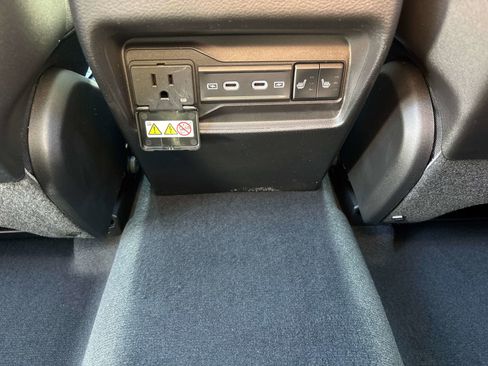 New 2026 Jeep Grand Cherokee Limited image 8