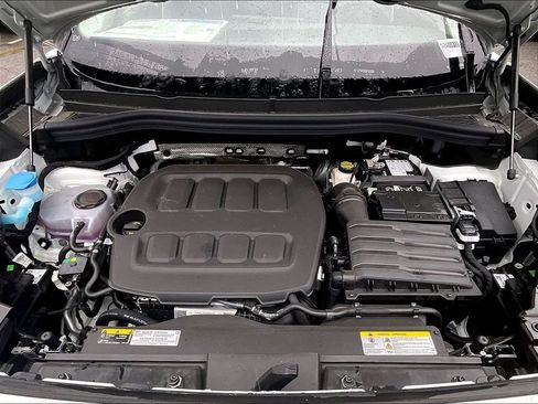 New 2026 Volkswagen Tiguan SE AWD/4WD image 16