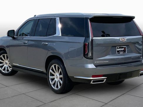 Used 2022 Cadillac Escalade Premium Luxury Platinum w/ Heavy-Duty Trailer Package AWD/4WD image 12