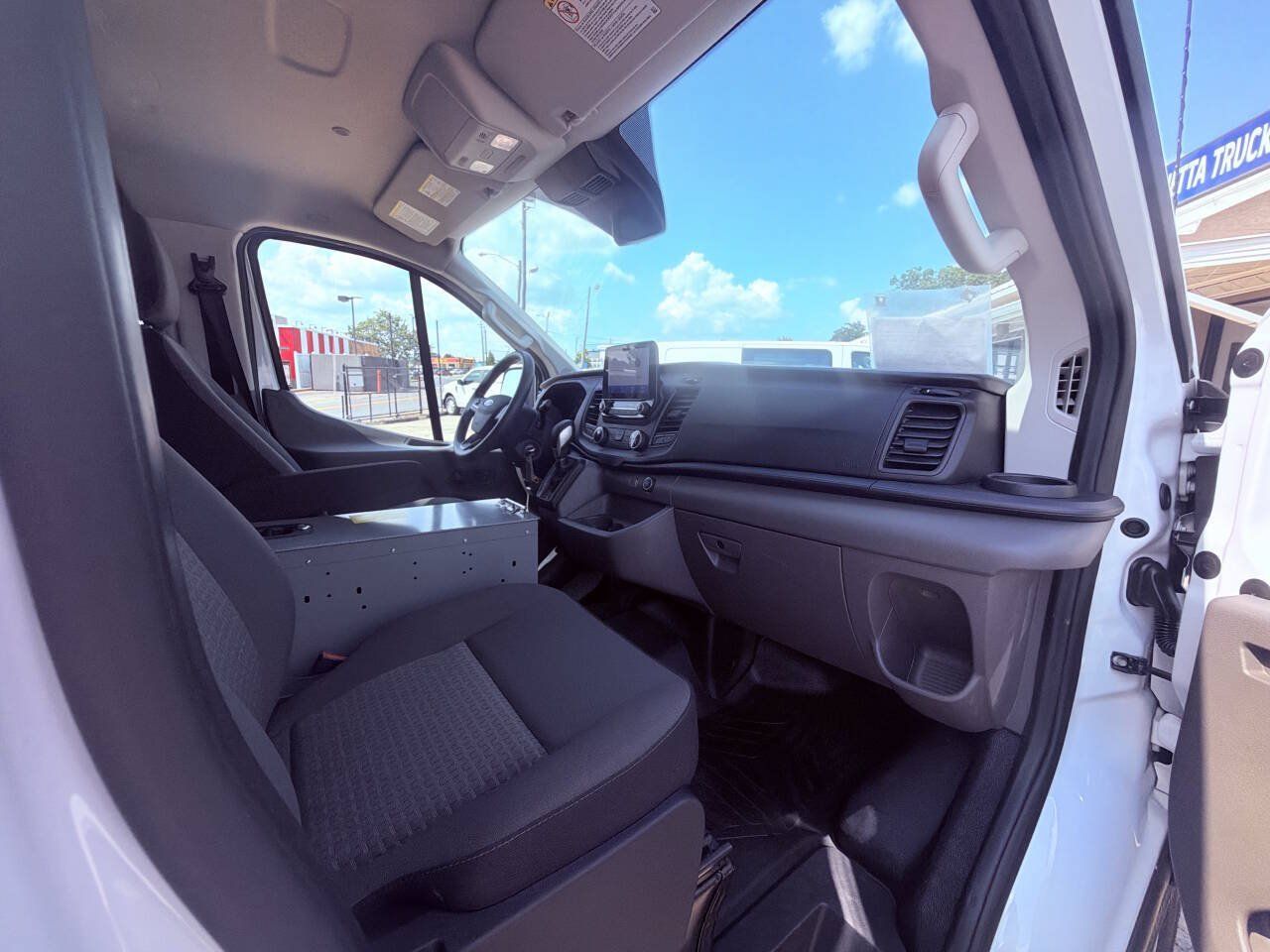 Used 2021 Ford Transit 150 Low Roof AWD image 10