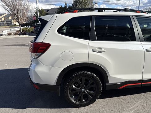 Used 2022 Subaru Forester Sport image 6