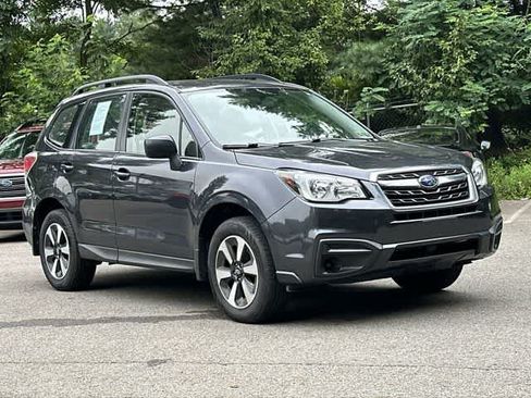 Used 2018 Subaru Forester 2.5i w/ Alloy Wheel Package AWD/4WD image 19