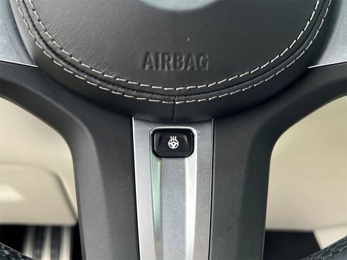 Used 2023 BMW X6 xDrive40i w/ Executive Package image 12