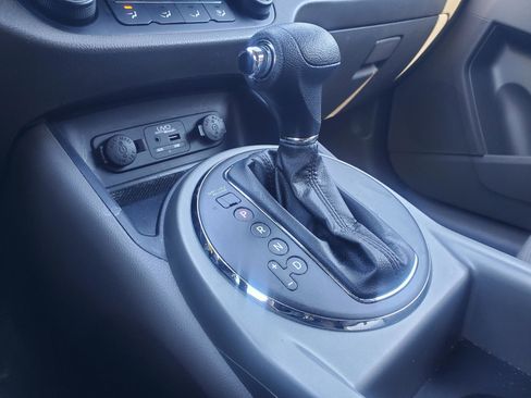 Used 2013 Kia Sportage LX w/ Convenience Pkg image 36