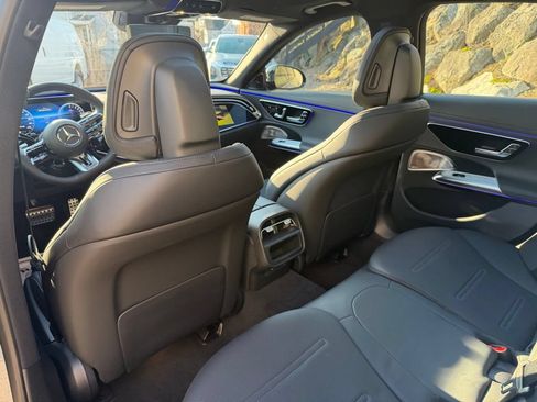 Used 2026 Mercedes-Benz E 53 AMG e 4MATIC Sedan image 22