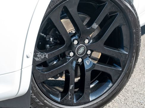 Certified 2025 Land Rover Discovery Sport S AWD/4WD image 9