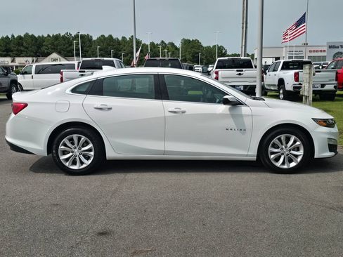 Certified 2025 Chevrolet Malibu LT FWD image 6