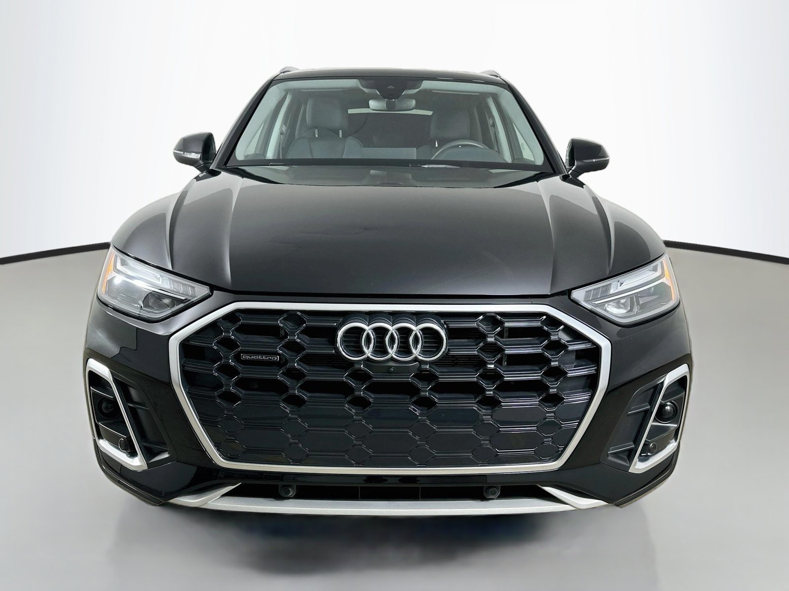Certified 2024 Audi Q5 e Premium Plus AWD/4WD image 2