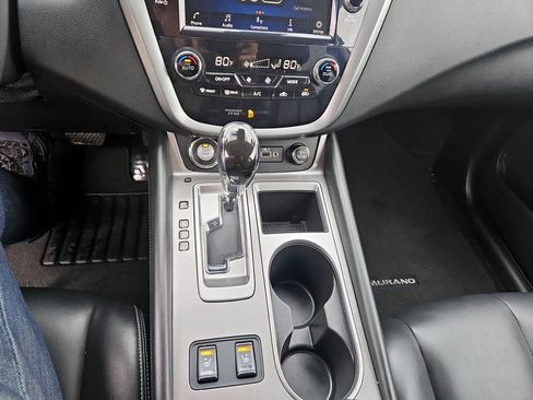 Used 2023 Nissan Murano SV image 25