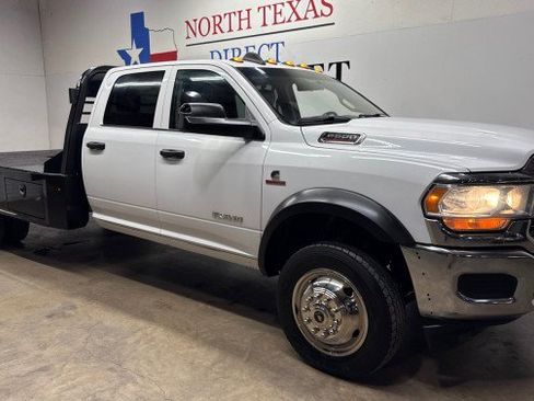Used 2019 RAM 5500 4x4 Crew Cab image 3