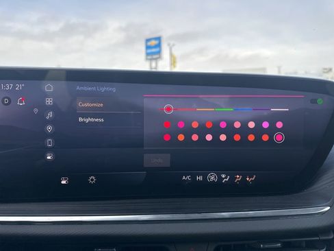 Used 2024 Buick Envision Preferred image 36