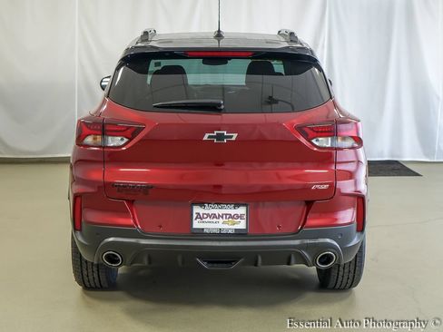 Used 2023 Chevrolet TrailBlazer RS w/ Convenience Package FWD image 6