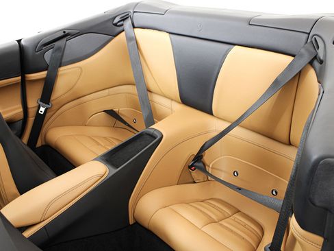 Certified 2023 Ferrari Portofino M RWD image 42