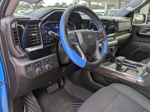 Used 2022 Chevrolet Silverado 1500 RST image 17