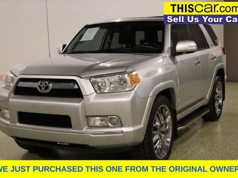 Used 2013 Toyota 4Runner SR5 w/ Convenience Pkg image 3