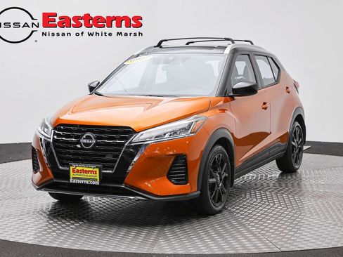 Used 2024 Nissan Kicks SV w/ Exterior Package FWD image 1