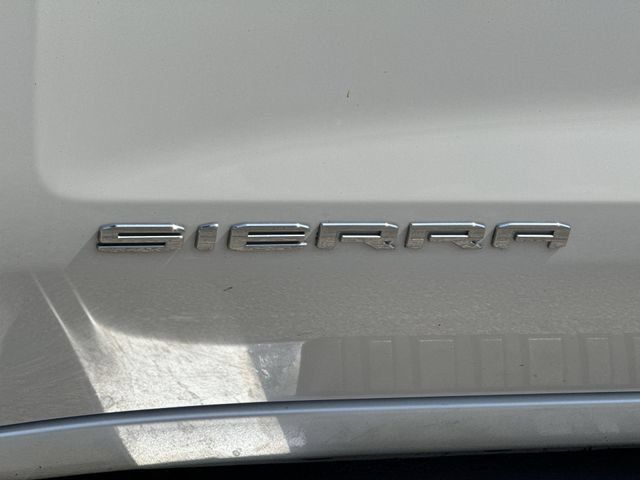 Used 2024 GMC Sierra 1500 SLT AWD/4WD image 31
