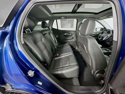 Used 2023 GMC Terrain SLT w/ Tech Package image 38