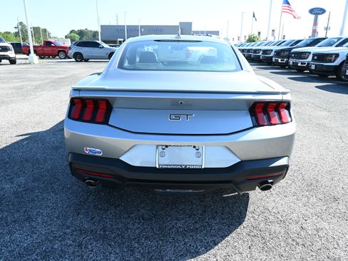 New 2026 Ford Mustang GT RWD image 3