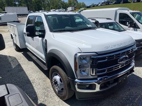 New 2025 Ford F450 XL w/ XL Chrome Package image 5