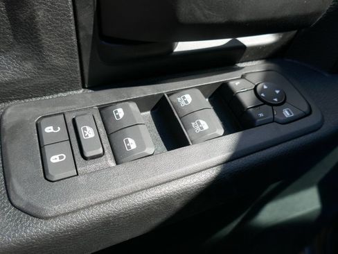 New 2026 RAM 2500 Tradesman AWD/4WD image 15