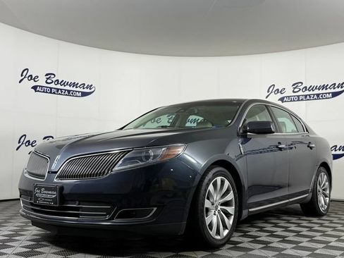 Used 2014 Lincoln MKS FWD image 3