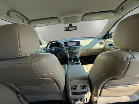 Used 2018 Nissan Pathfinder SL FWD image 16