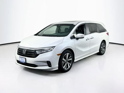 Used 2023 Honda Odyssey Touring image 1