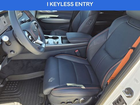 Used 2026 Genesis GV70 2.5T Sport Prestige image 13